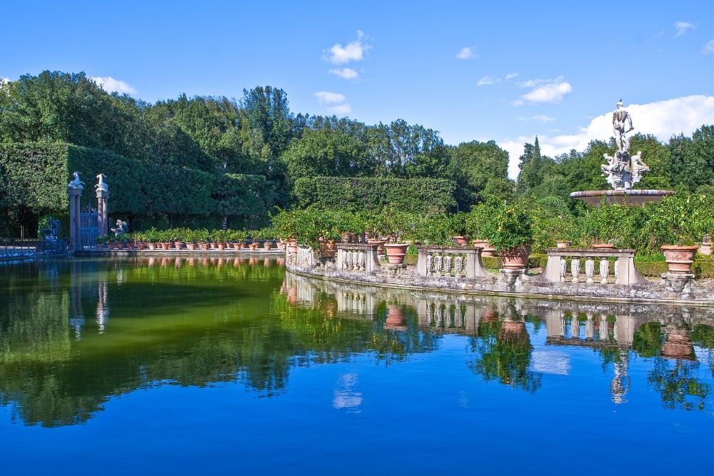Boboli gardens and a lake in Florence, Tuscany. 