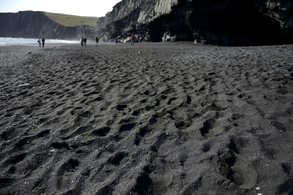 7 black sand beach DSC_6815