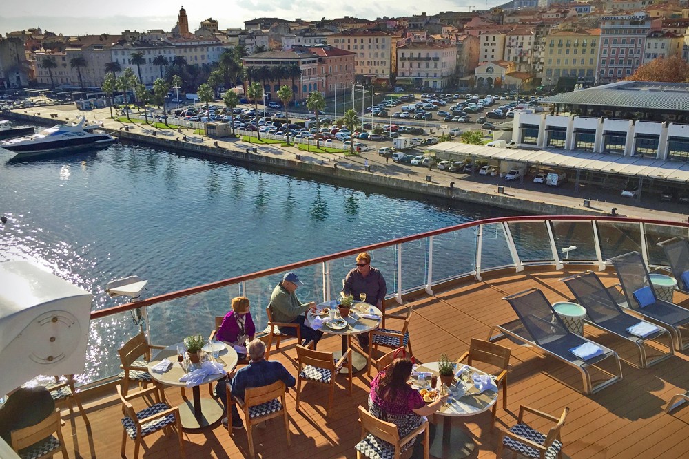 Lunch al fresco on Viking Star cruise ship