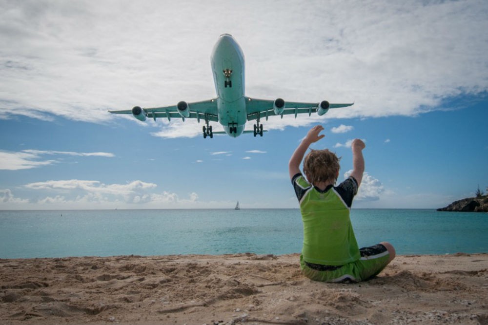 doug sint maarten airplane landing