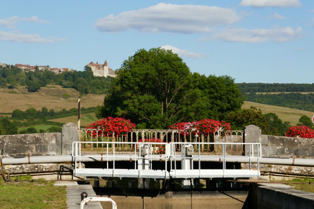 burgundy lock barge cruise France CR Kelly Weiss Barge Lady Cruises