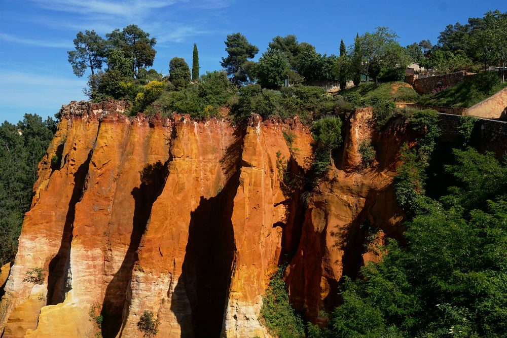 Ochre hills in Roussillon Provence France CR Pixabay