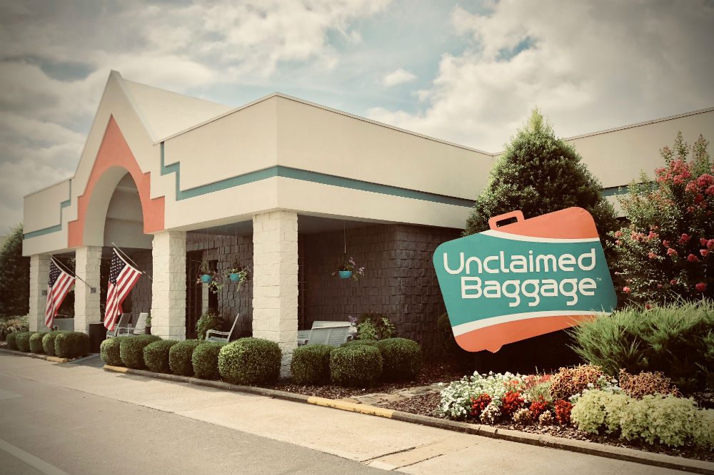 Unclaimed Baggage Center store exterior