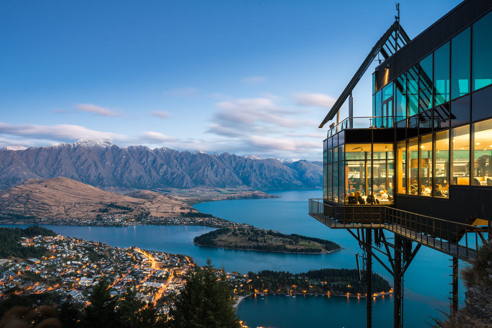 tourism services in queenstown new zealand