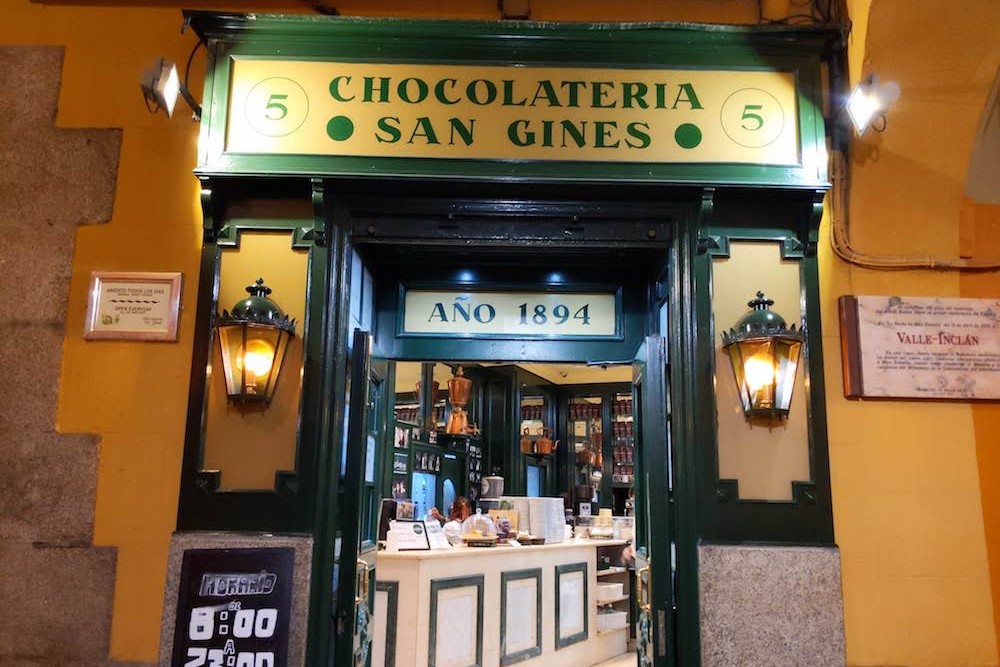 front door to San Gines chocolate shop in Madrid