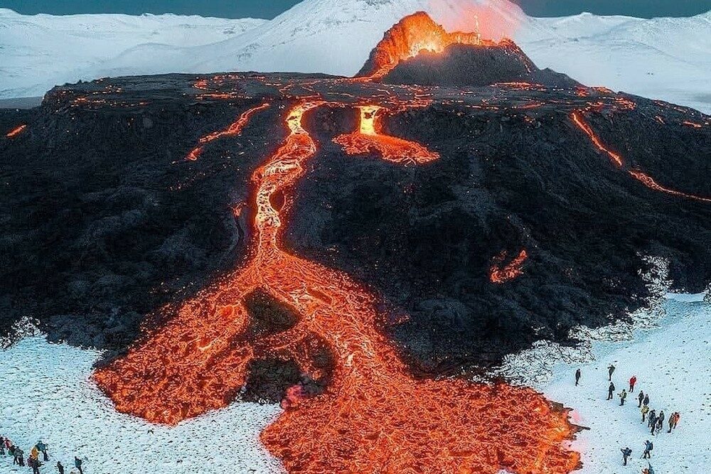 Fagradalsfjall volcano erupting in Iceland April 2021