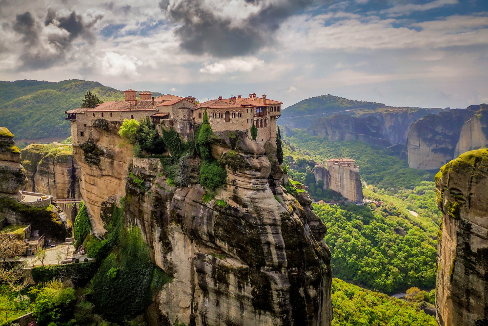  Varlaam monastery_Meteora_Greece-cr-Shutterstock