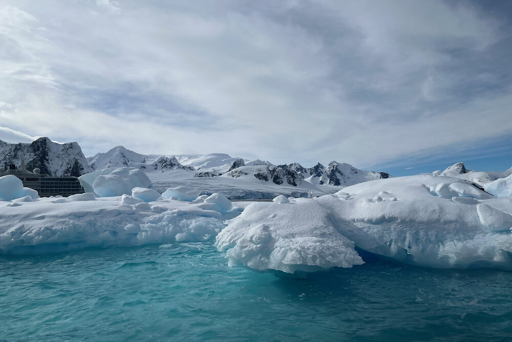 View from the inflatable Zodiac of the icebergs.