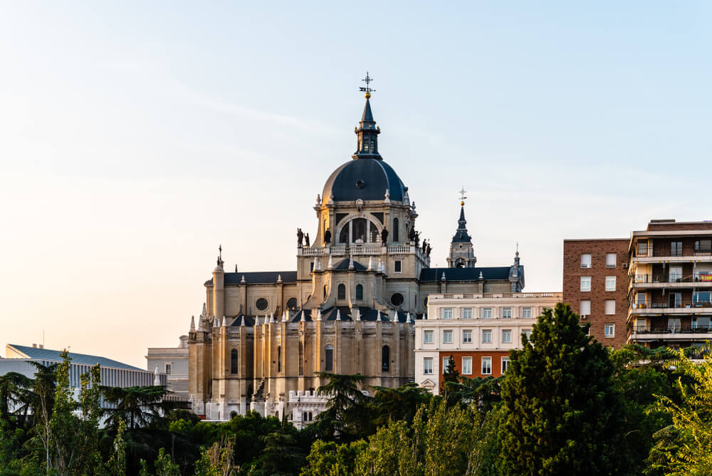 A view of the Almudena Cathedral from Vistillas Park.