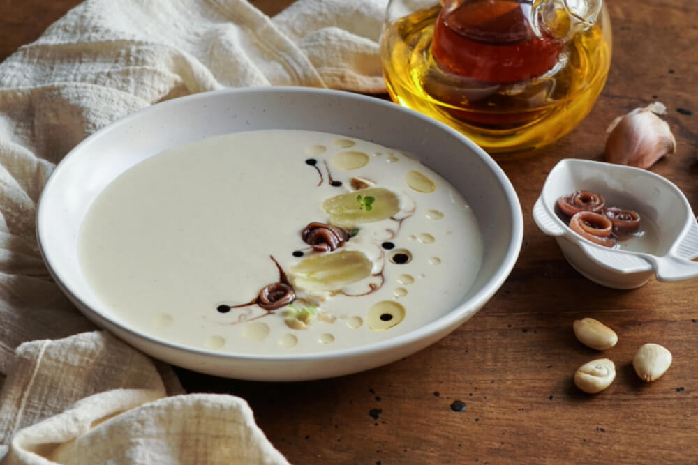 Ajo blanco, Spanish typical cold soup.
