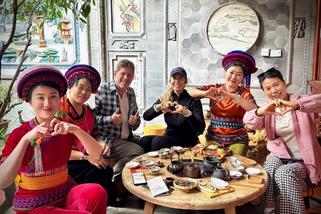 Giselle and Alan Weissman meeting locals in China.
