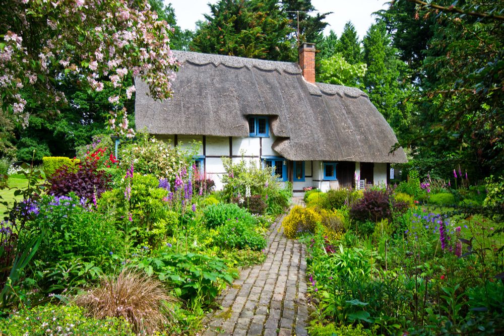 A cottage in the English countryside.